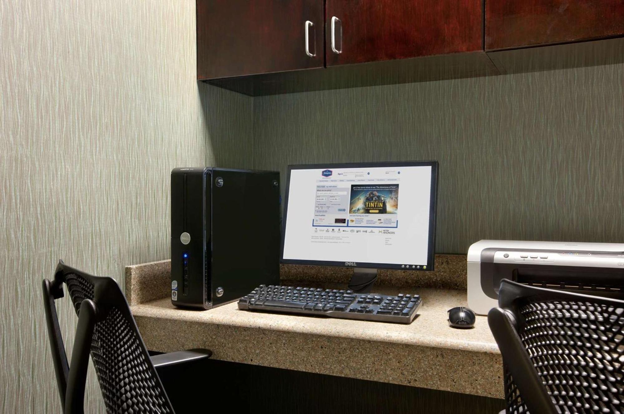 Hampton Inn Слиделл Экстерьер фото