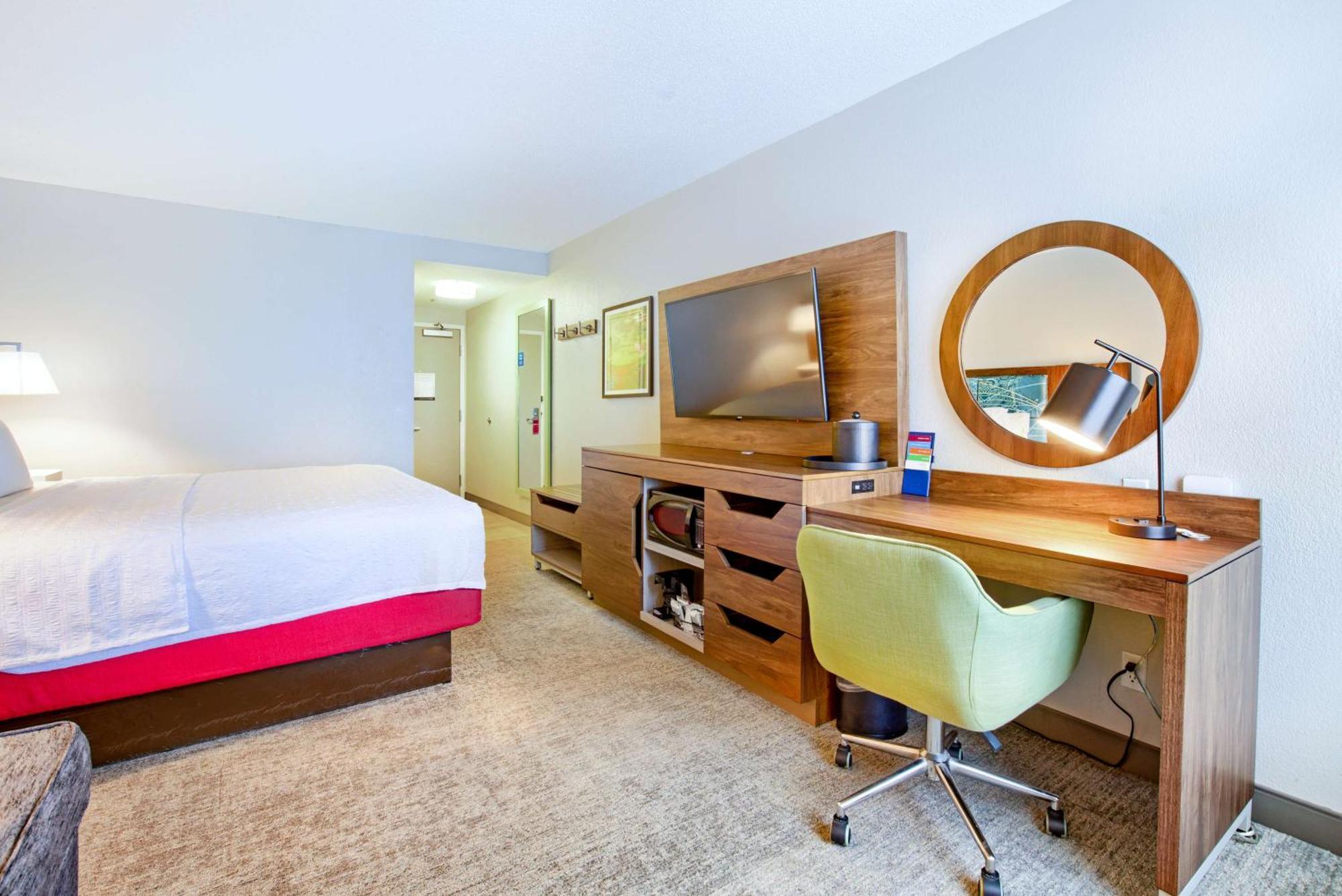 Hampton Inn Слиделл Экстерьер фото