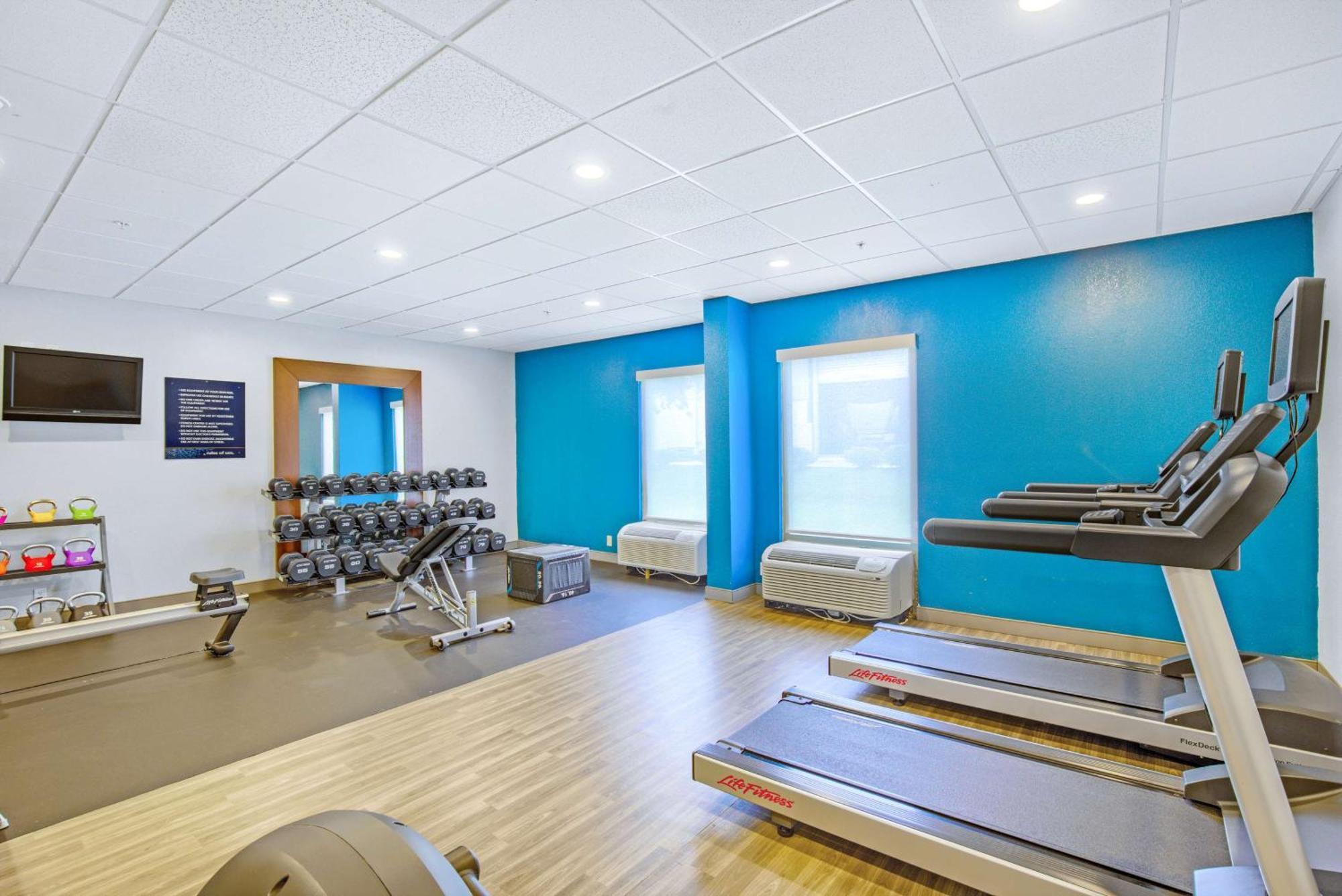Hampton Inn Слиделл Экстерьер фото