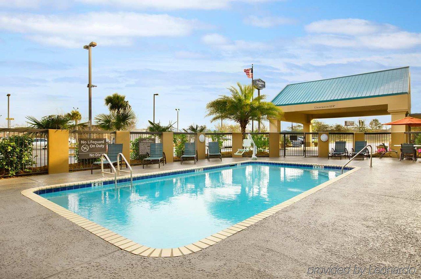 Hampton Inn Слиделл Экстерьер фото
